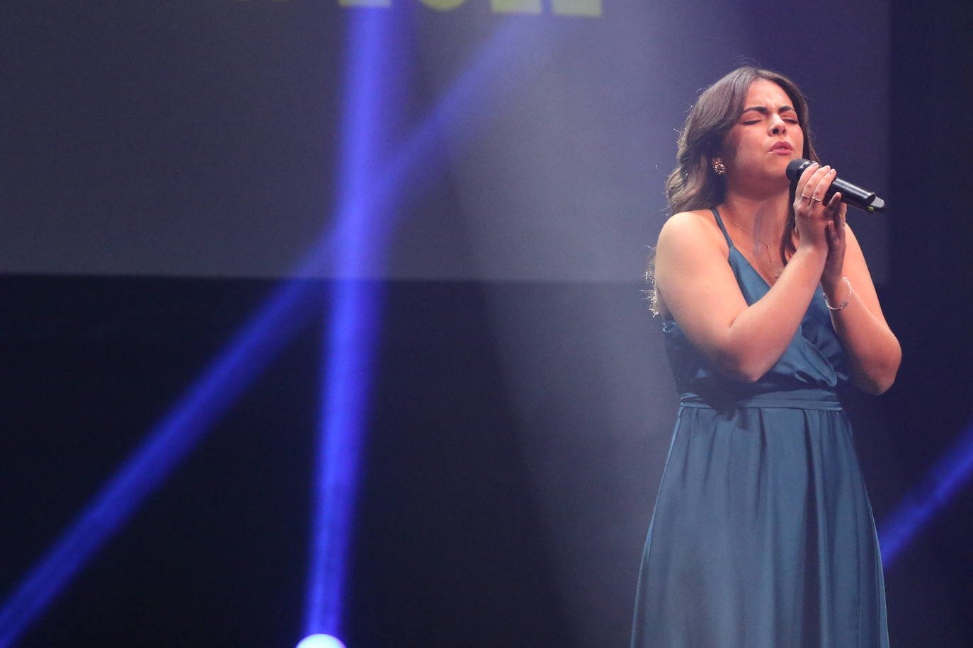 Fotos: Ana Nina, ganadora del Festival de la Canción de Extremadura 2022