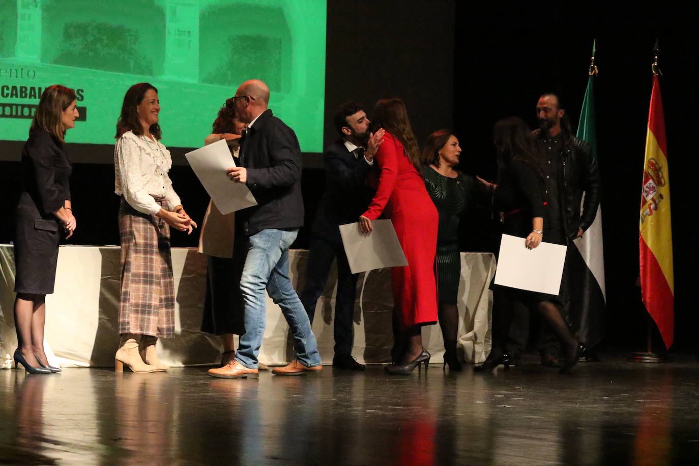 Fotos: Jerez conmemora los 40 años de ayuntamientos democráticos con un homenaje a las mujeres y hombres que han formado parte de la Corporación Municipal