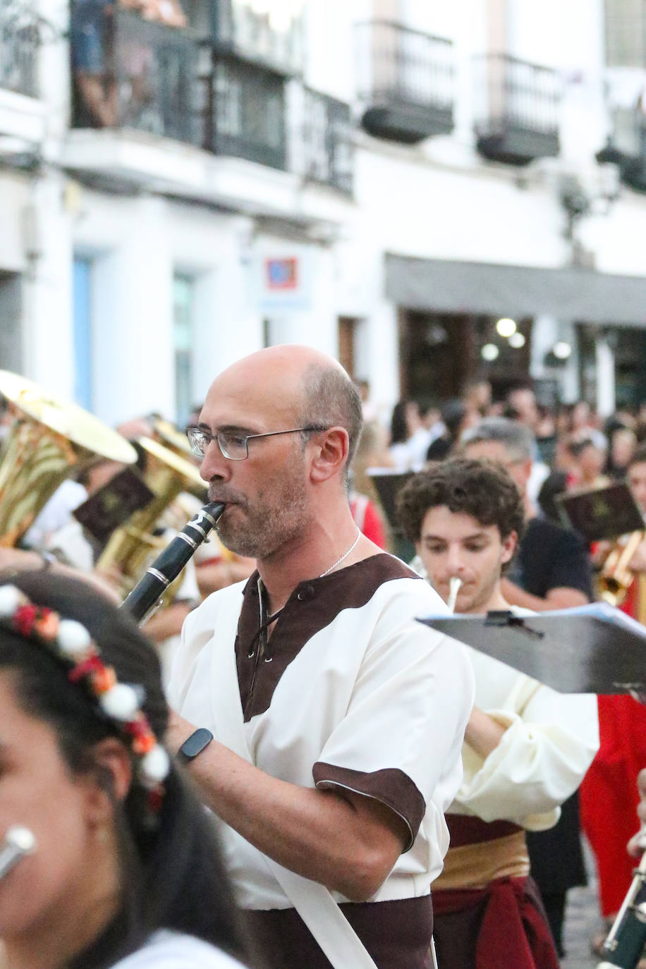 Desfile inaugural del XX Festival Templario de Jerez de los Caballeros, en imágenes