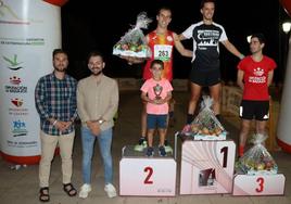 Isabel Garrido y Borja Morales ganan la VIII Carrera nocturna «Recorriendo el medievo» de Jerez de los Caballeros