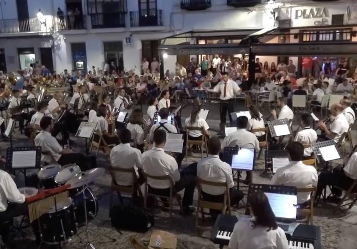 La Plaza de España acoge, este domingo, el concierto «Fin del verano»