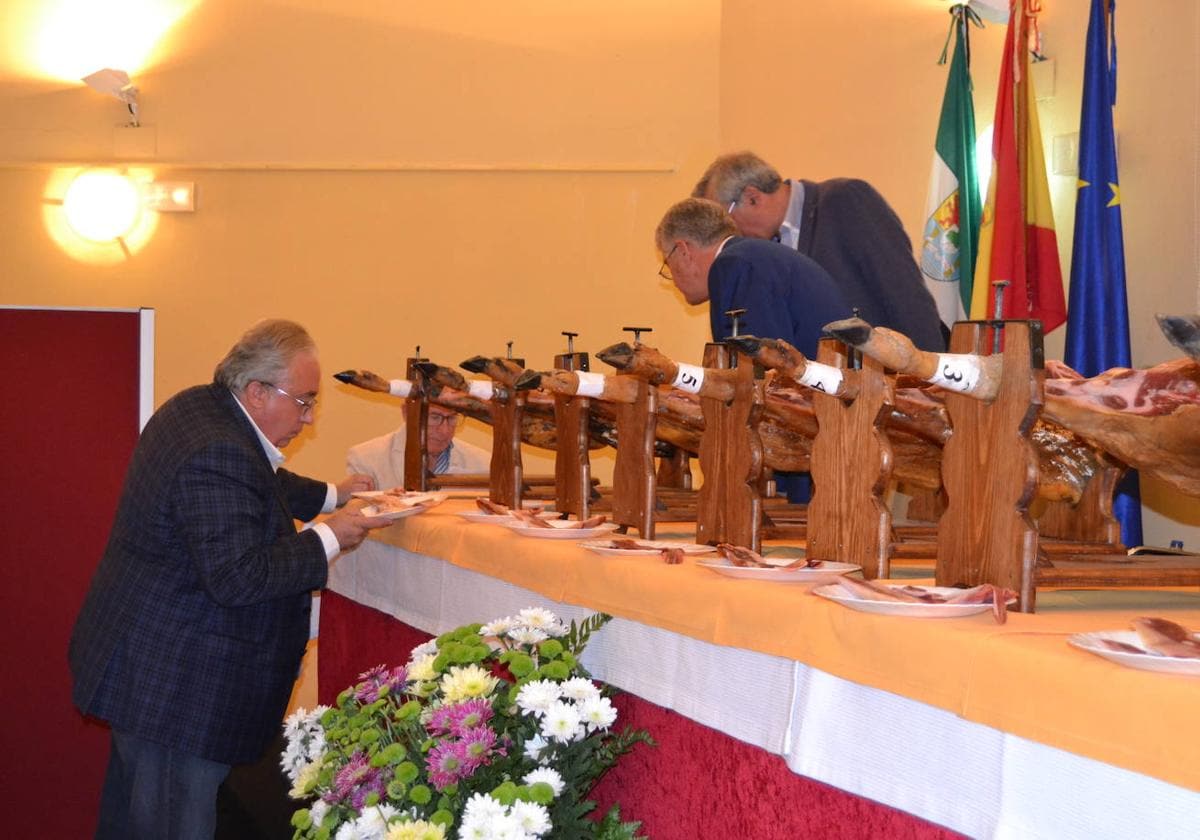 El Ayuntamiento convoca el Concurso «Jamón de Oro» del Salón del Jamón Ibérico y la Dehesa 2023