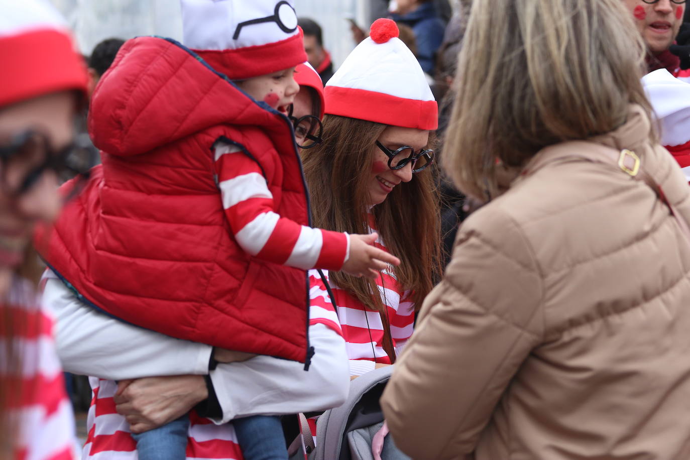 Fotos: Arranca el Carnaval en Jerez de los Caballeros con el desfile de los centros educativos