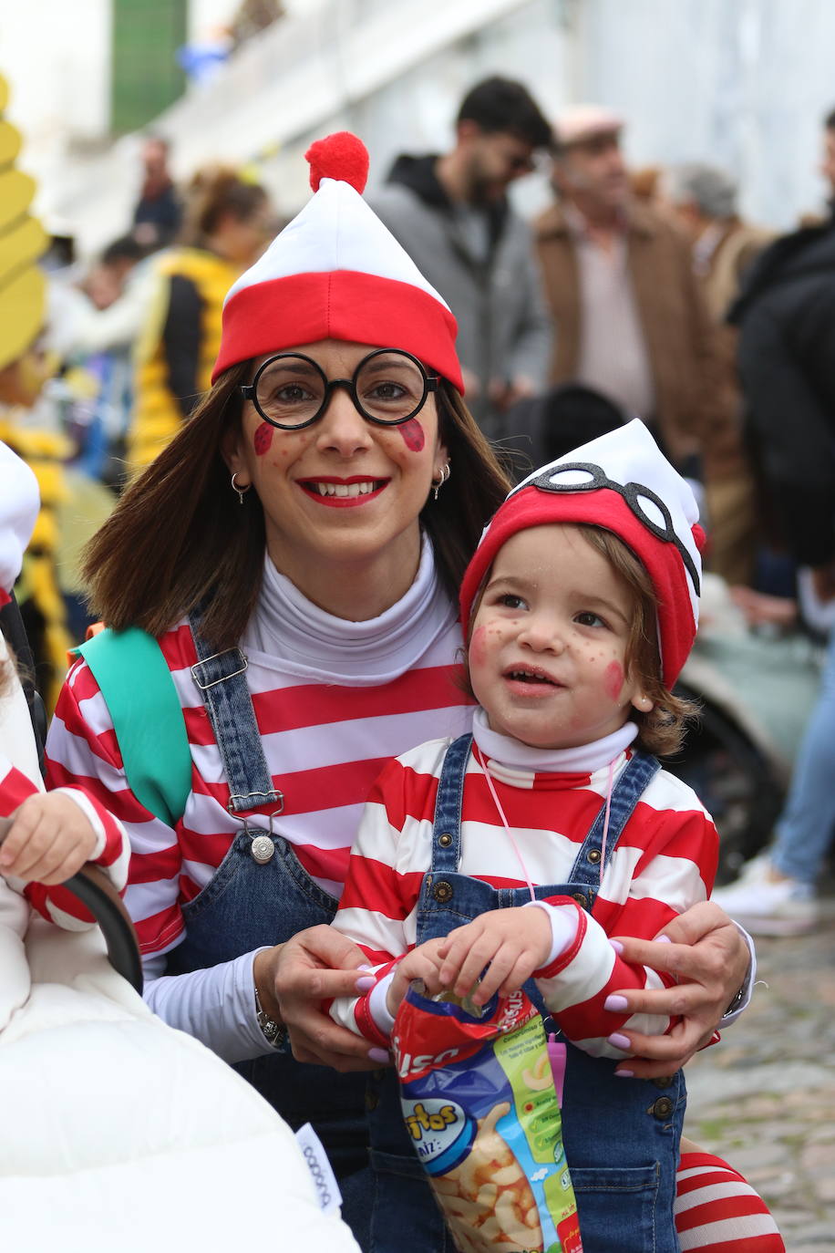 Fotos: Arranca el Carnaval en Jerez de los Caballeros con el desfile de los centros educativos