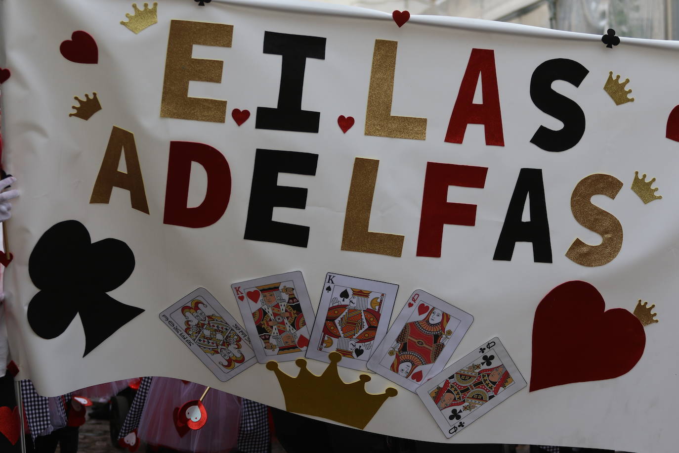 Fotos: Arranca el Carnaval en Jerez de los Caballeros con el desfile de los centros educativos