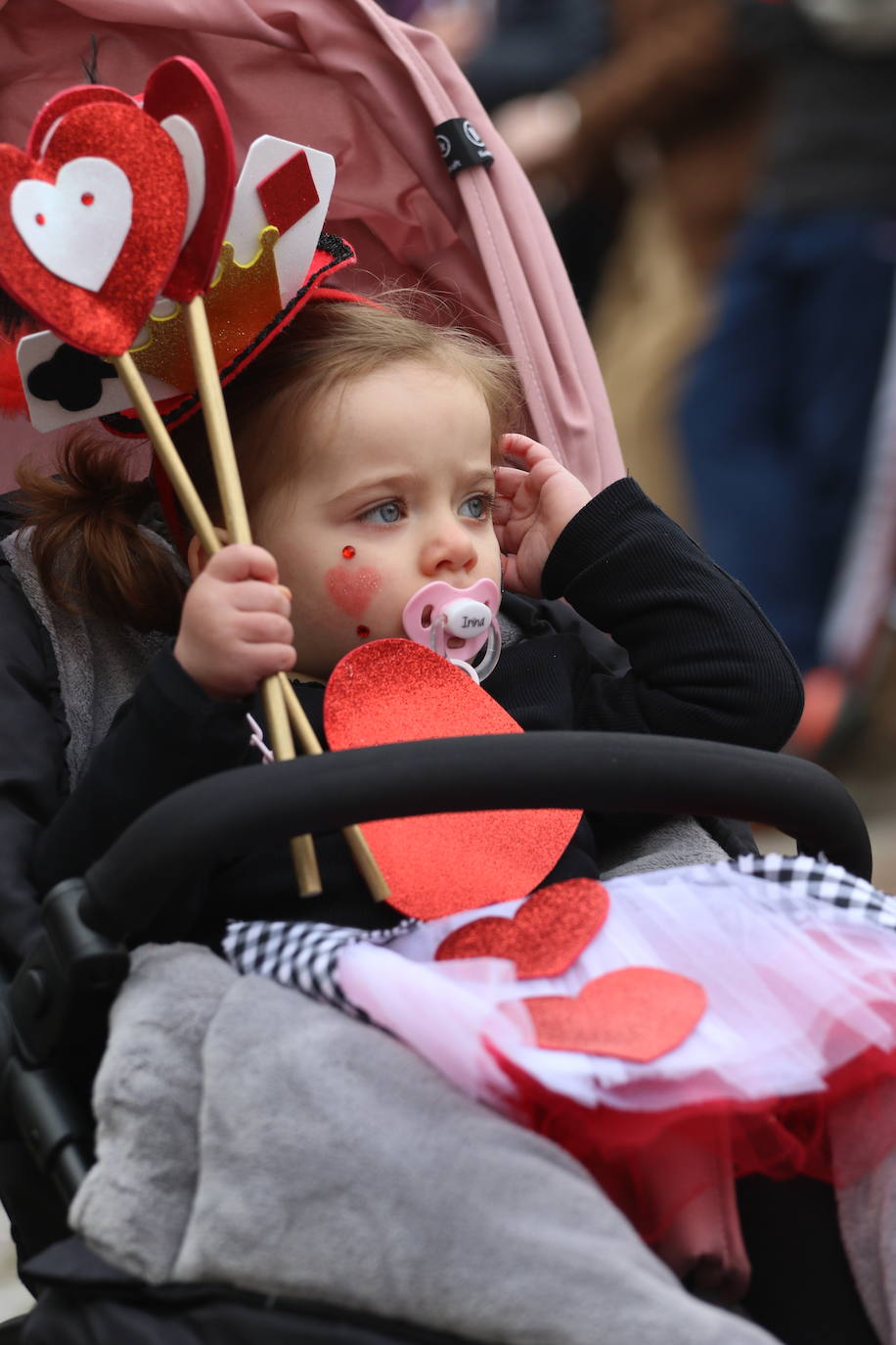 Fotos: Arranca el Carnaval en Jerez de los Caballeros con el desfile de los centros educativos