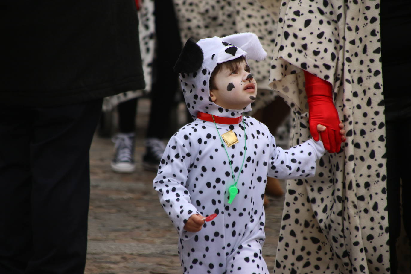 Fotos: Arranca el Carnaval en Jerez de los Caballeros con el desfile de los centros educativos