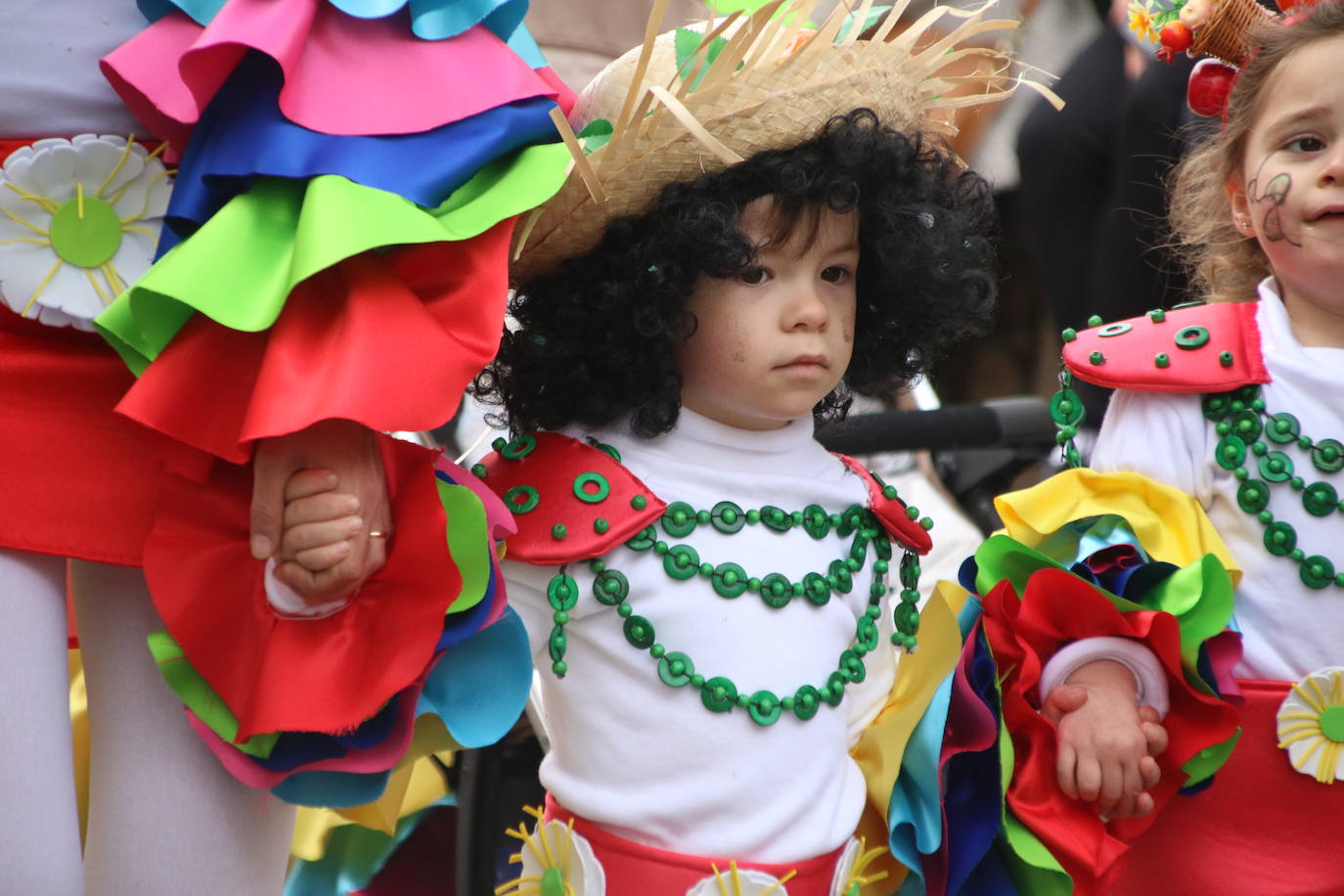 Fotos: Arranca el Carnaval en Jerez de los Caballeros con el desfile de los centros educativos