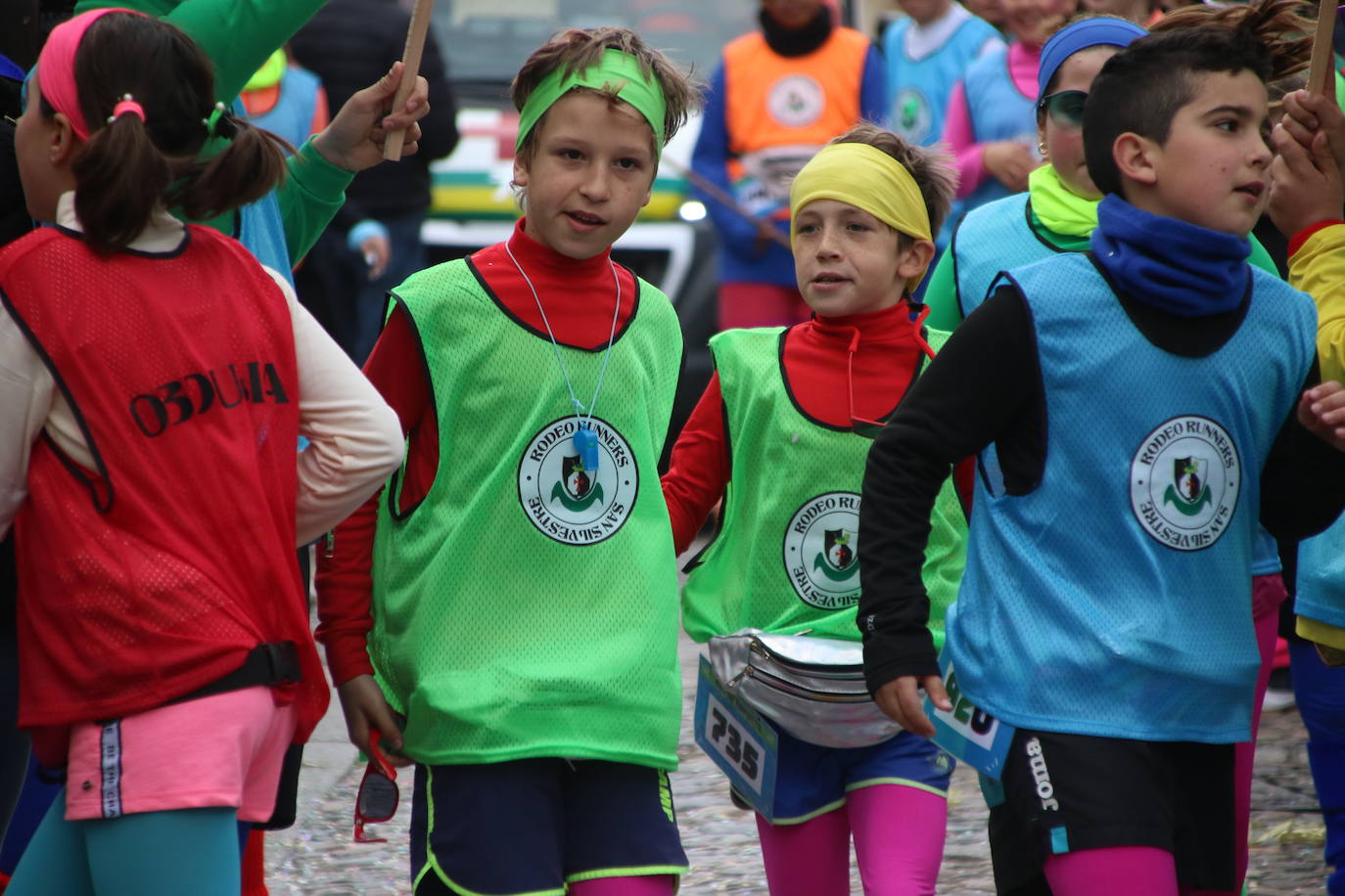 Fotos: Arranca el Carnaval en Jerez de los Caballeros con el desfile de los centros educativos