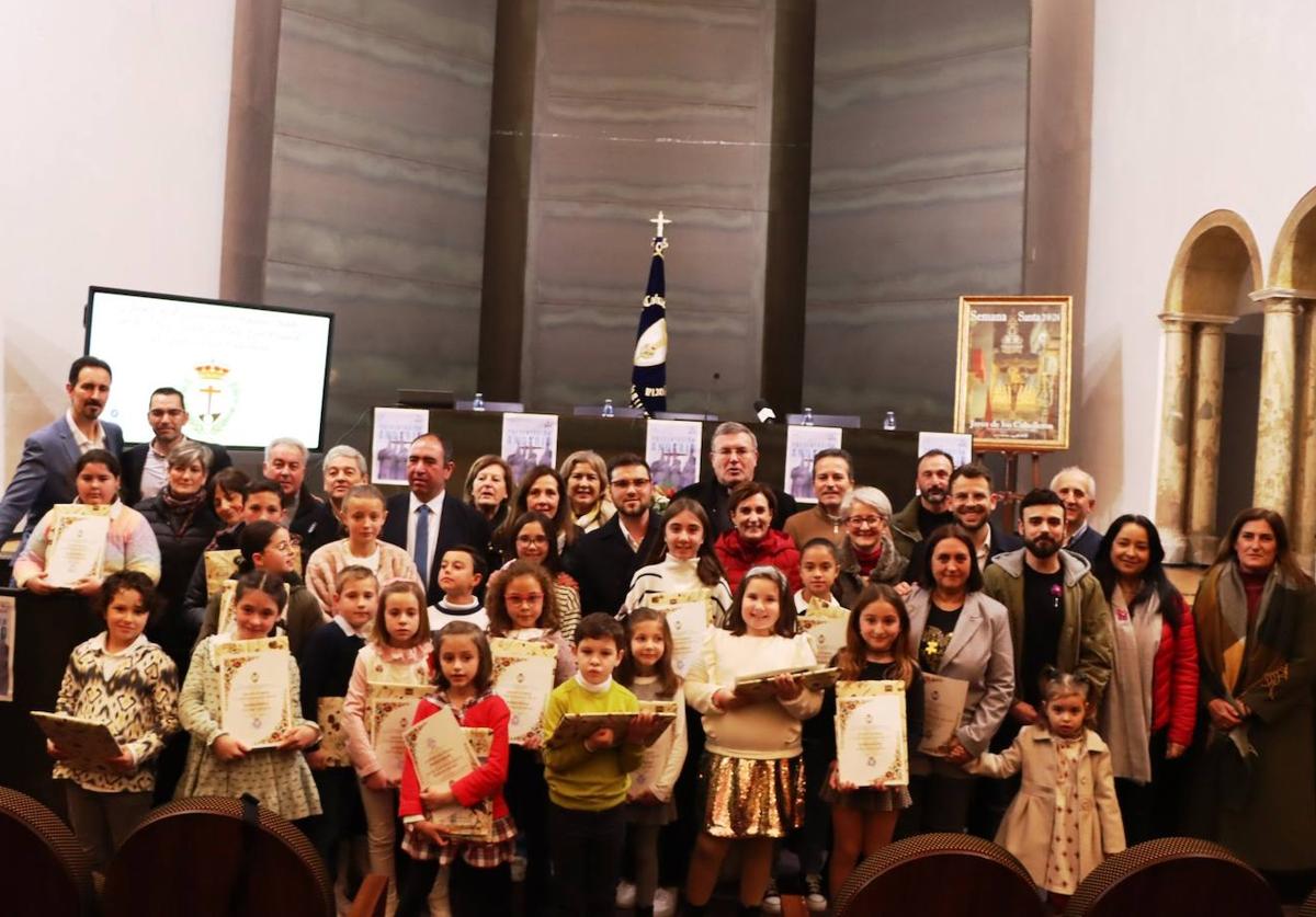 Jerez de los Caballeros vuelve a ensalzar su Semana Grande en su tradicional anuario cofrade