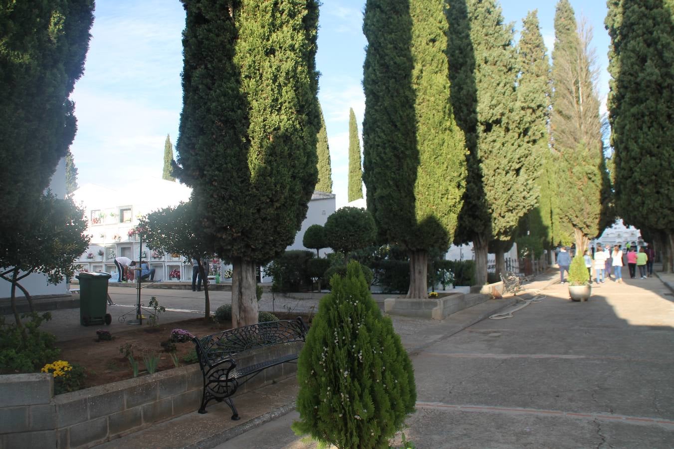 Una  de as actuaciones que el consistorio llevará a cabo con cargo a dichos fondos es la construcción de unos 90 nichos en el cementario municipal.