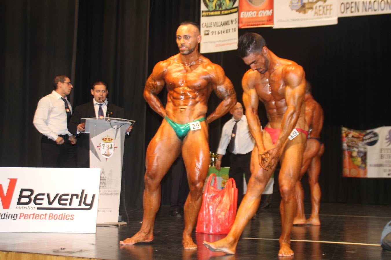 José Antonio Santana Rubio, a la derecha, campeón de Men Physique.P.D.