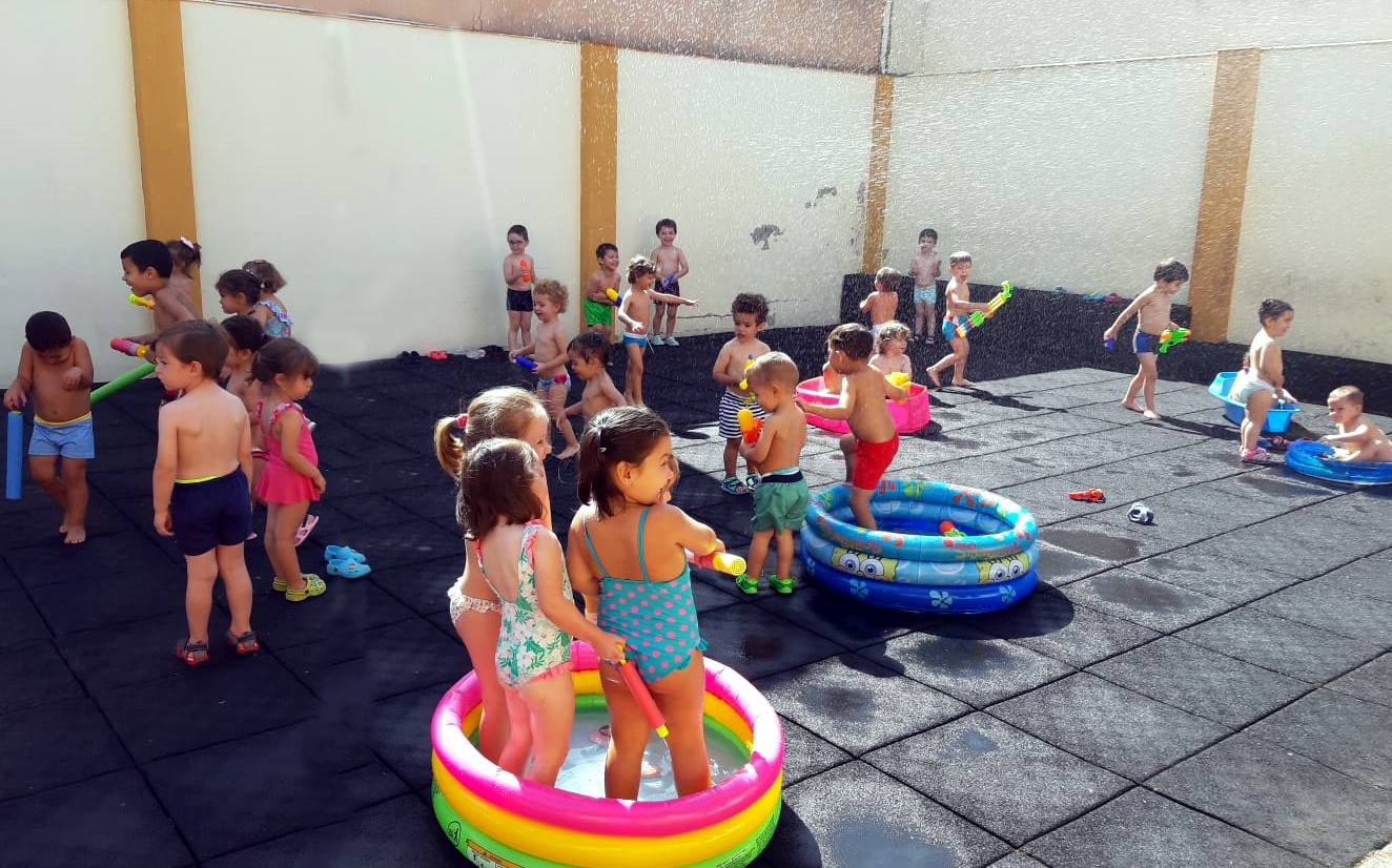 Los 'peques' de la Escuela Infantil despiden el curso
