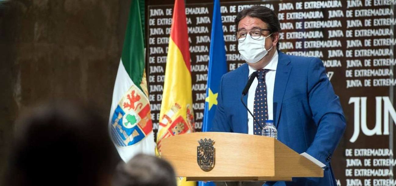 José María Vergeles, Consjero de Sanidad y Asuntos Sociales