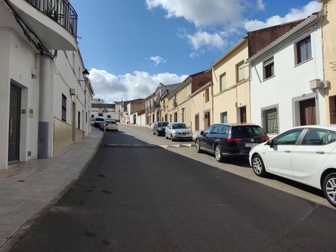 Vista general de la calle El Pozo