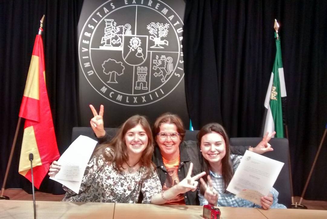 Leticia, Lola González y Marta
