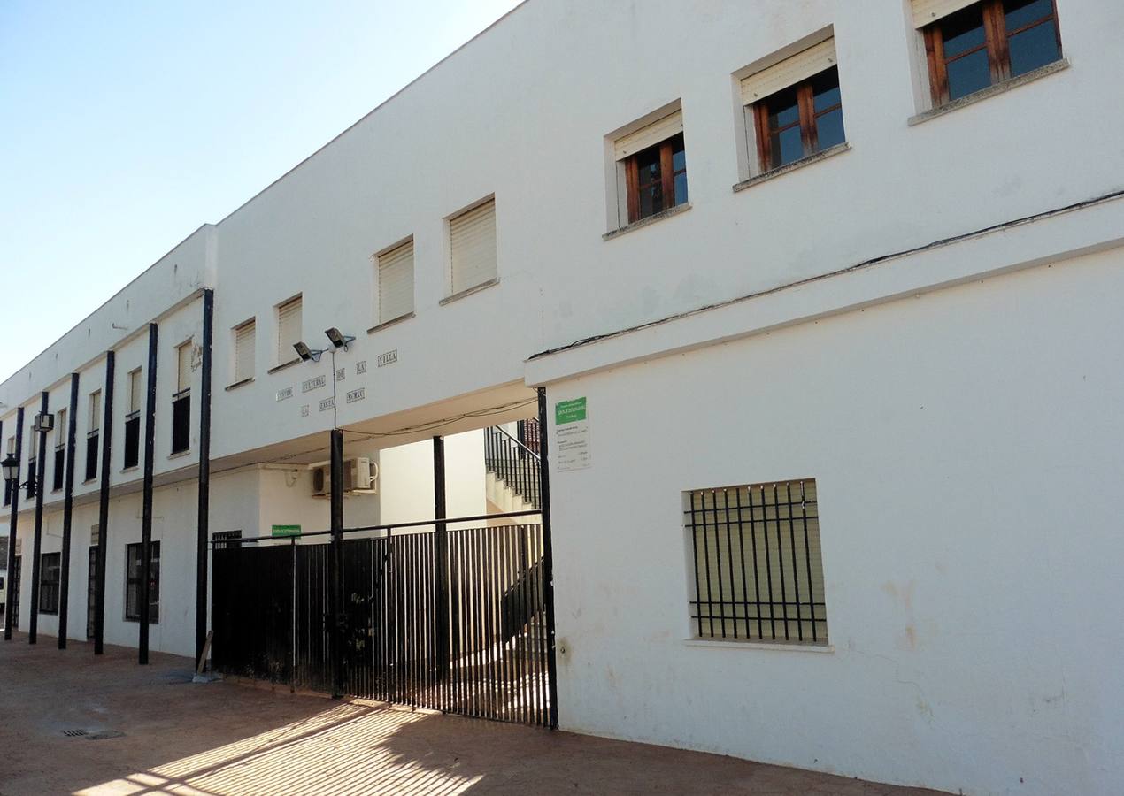 Fachada principal de la Casa de la Cultura