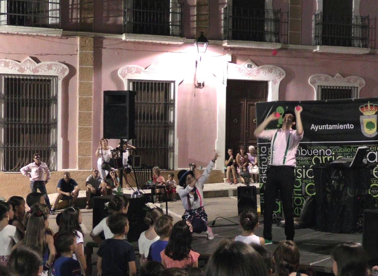 Primera jornada celebrada en la Plaza del Ayuntamiento