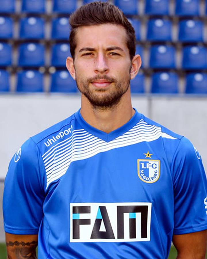 Manuel Farrona-Pulido, con la camiseta del Magdeburgo