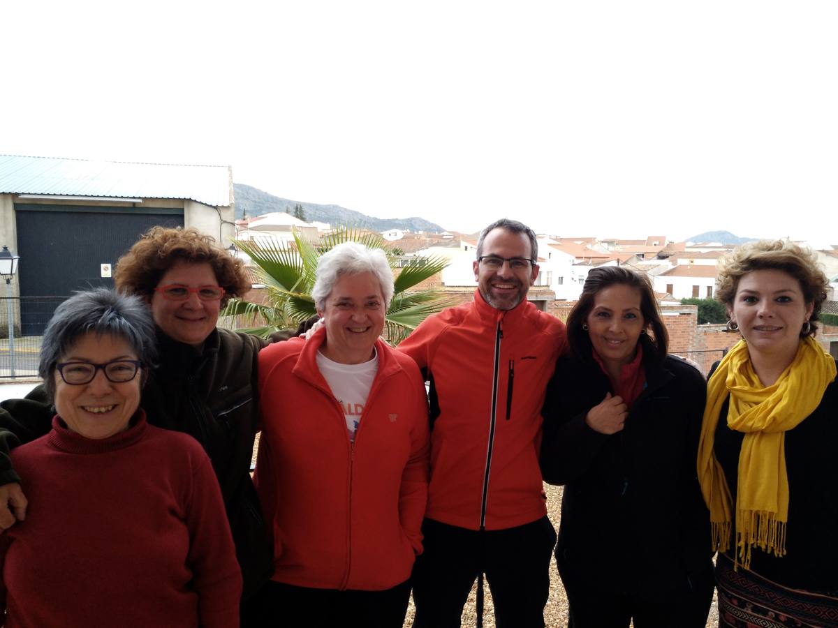 Representantes de Aoex La Zarza con José Antonio Gil, presidente del Consejo Local de Deportes