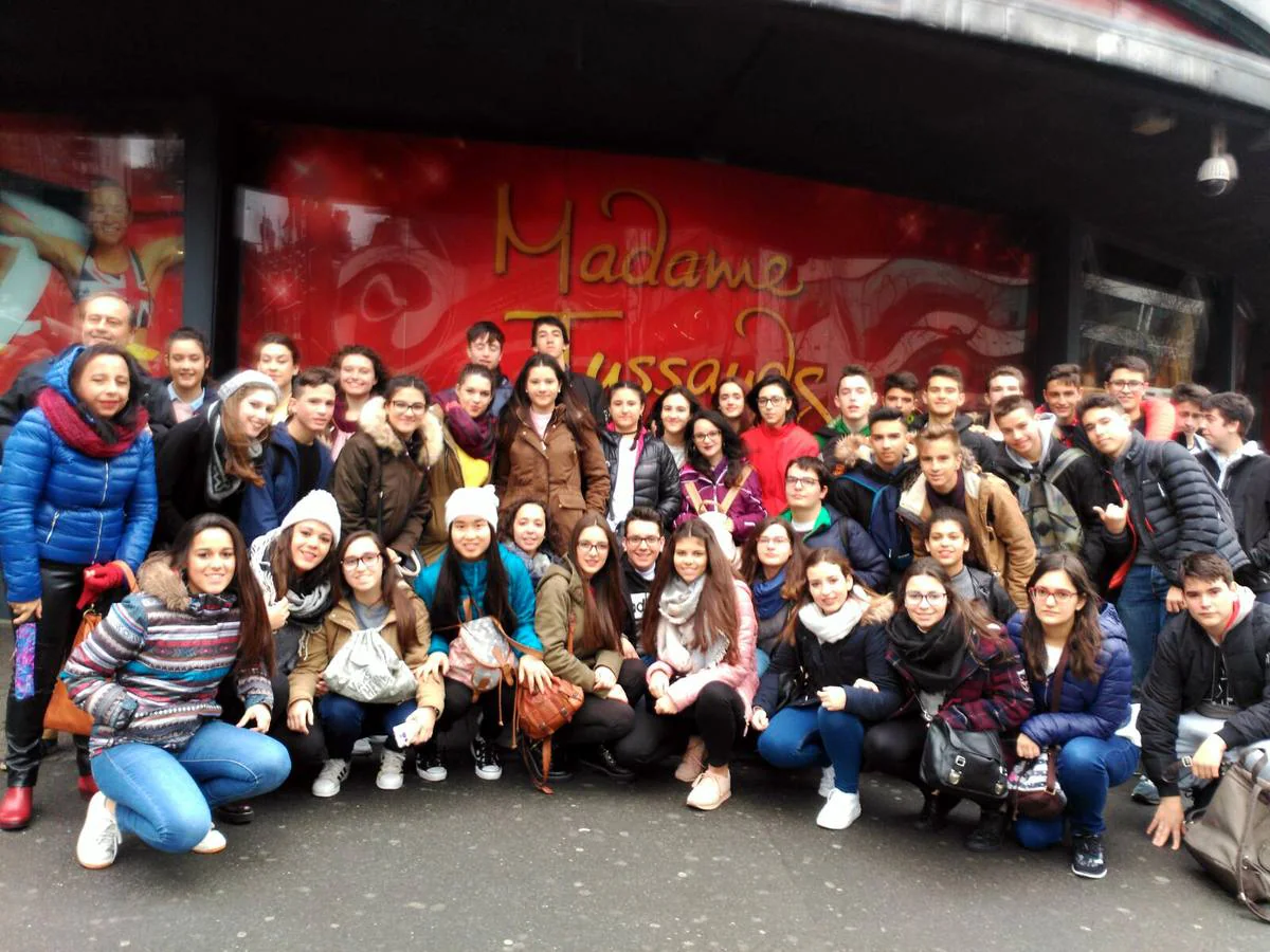 Los excursionistas en el Museo de Cera de Londres