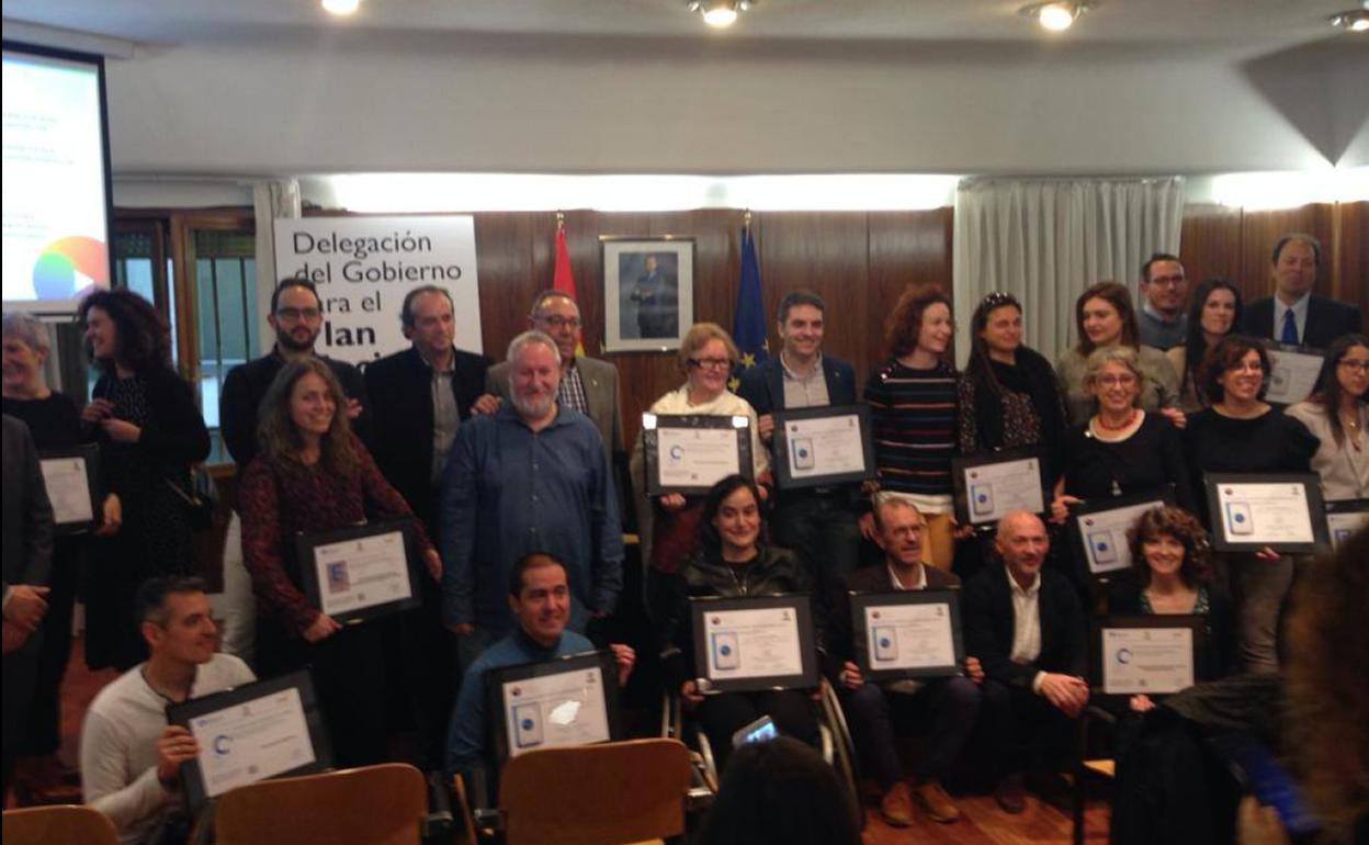 ALUCOD recibe el certificado de 'Excelencia a la Gestión y al Compromiso Social'