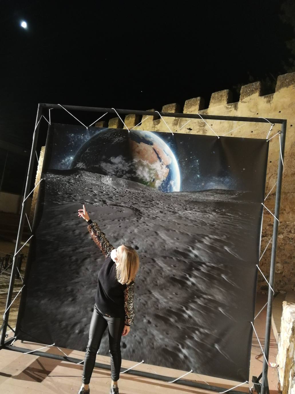 Llerena estuvo celebrando la Noche Internacional de la Luna