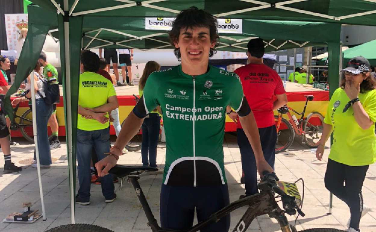 Pedro Fernández gana el Open de Extremadura en categoría júnior