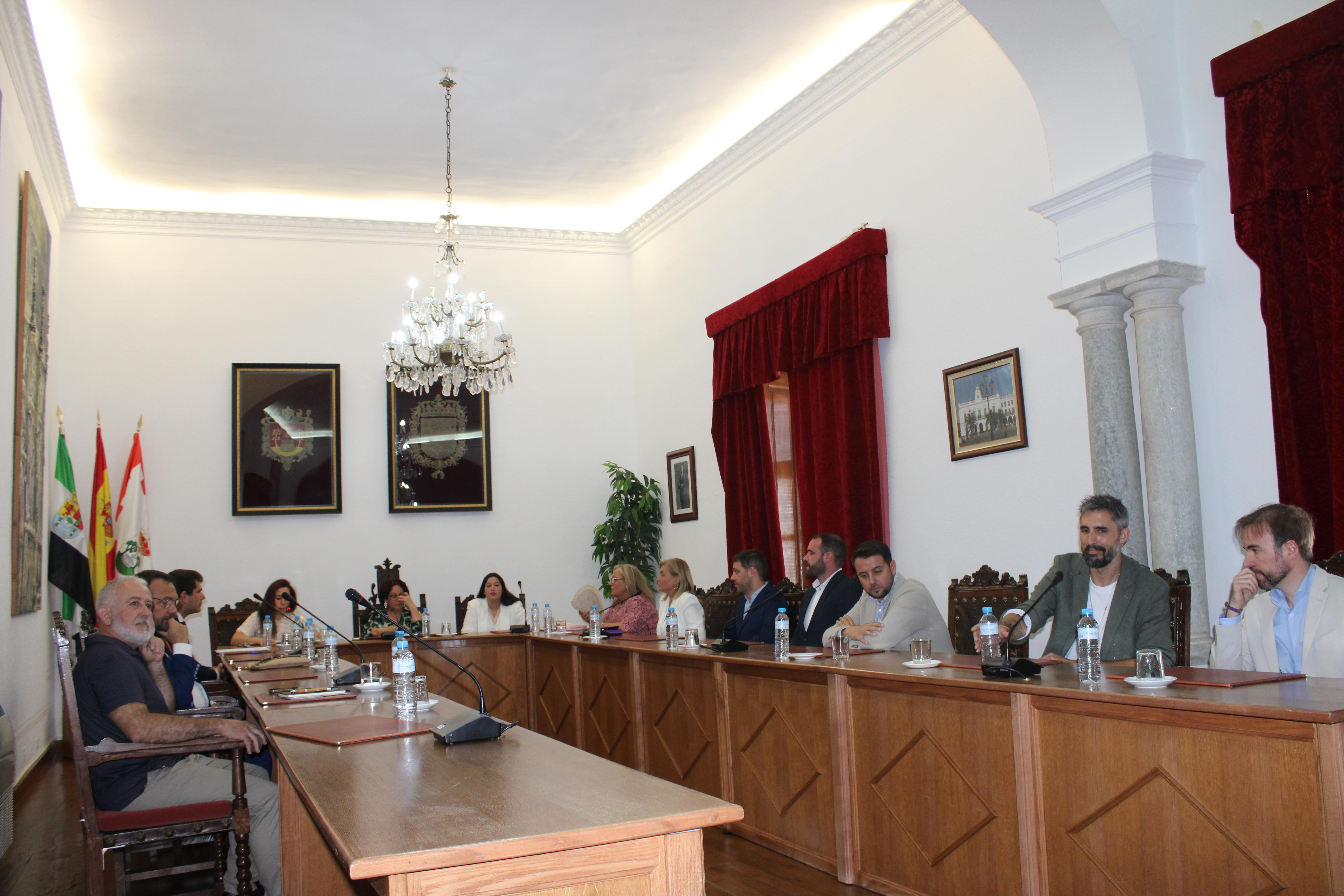 El pleno de constitución del nuevo Ayuntamiento, en imágenes