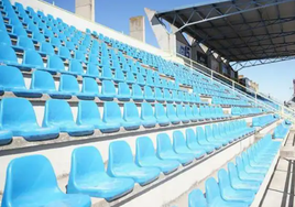 Grada del estadio Vicente Sanz, donde se disputará el partido.