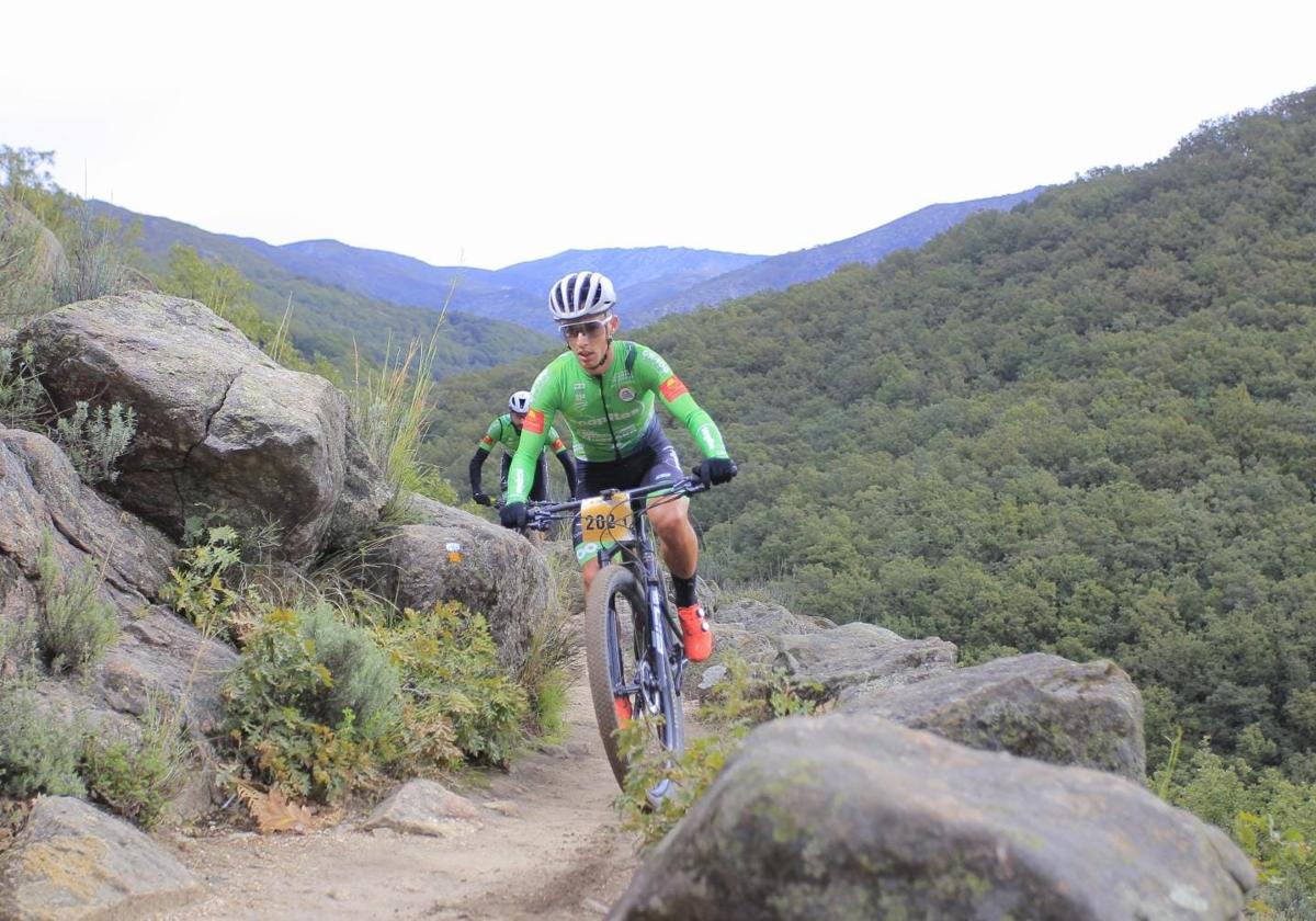 Manu Cordero busca certificar su liderato en la Copa de España XCM