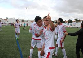 Platero, autor de dos goles para el Llerenense en la victoria ante el Unión Adarve.