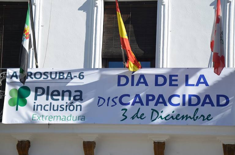 Cartel con la nueva imagen de la Asociación