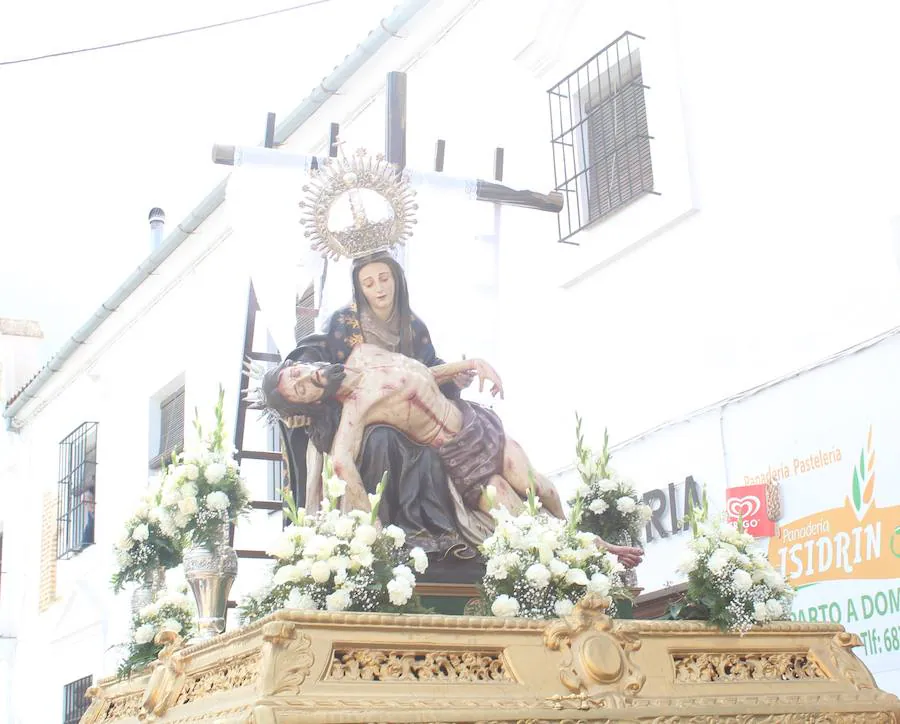 Virgen de los Dolores procesionando el Viernes Santo