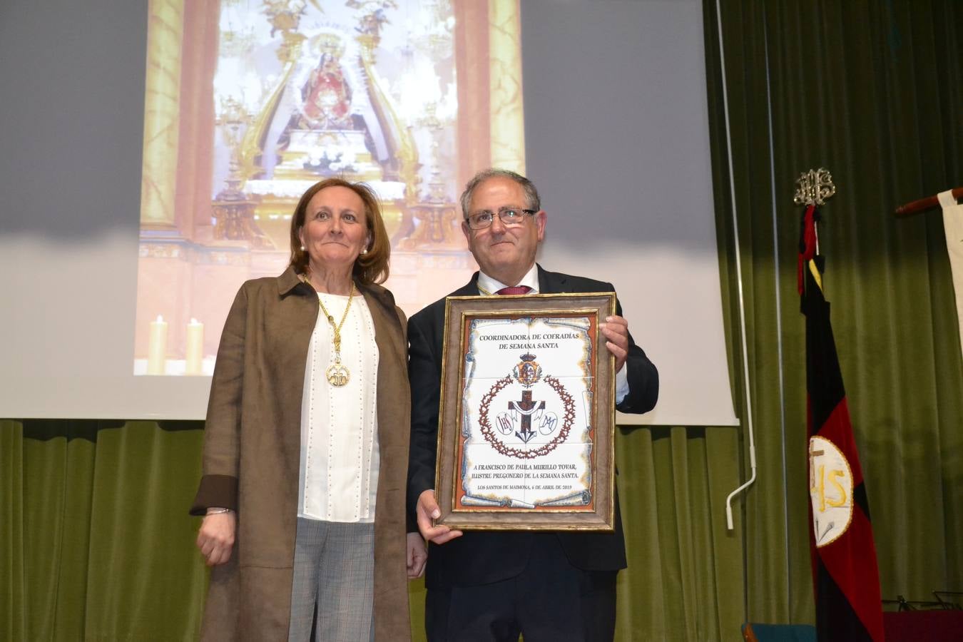 El pregonero y Ceci Vazquez tras el pregón 
