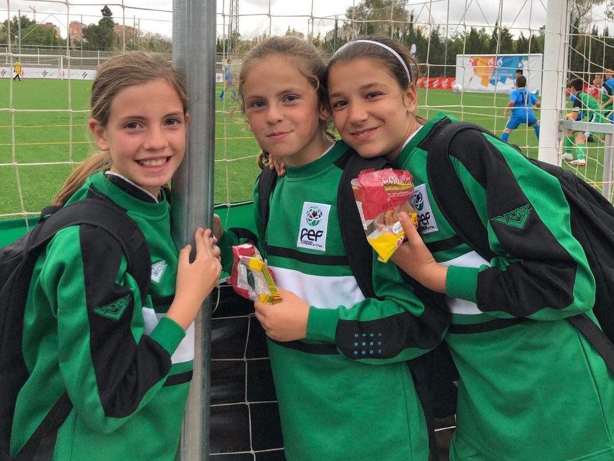 Elena, sonriente, después de jugar un partido con la extremeña