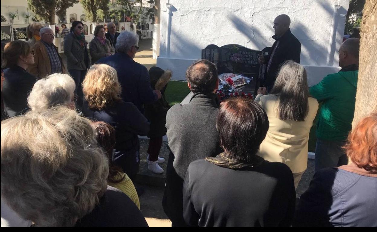 Acto en 2018 en el cementerio 