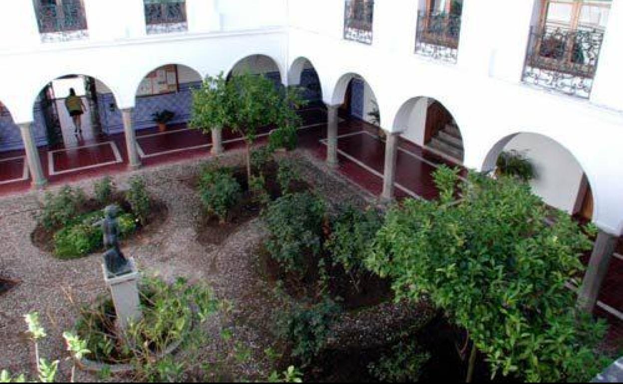 El ayuntamiento convoca cuatro puestos de trabajo a jornada completa durante un año y prorrogables a dos