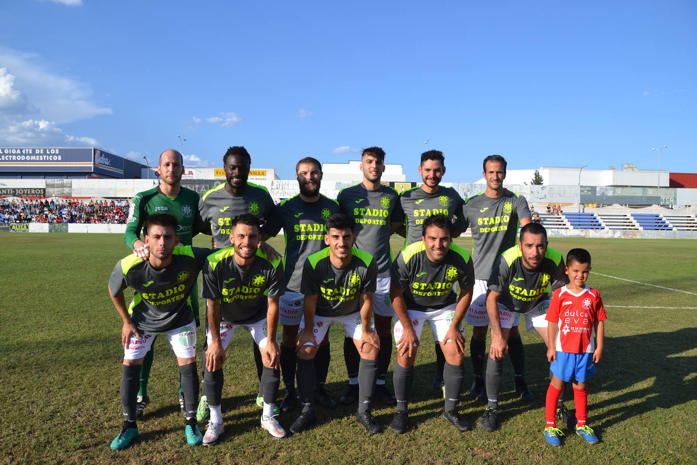 Once de la Estrella en un partido de la liguilla de ascenso jugado en Zafra 