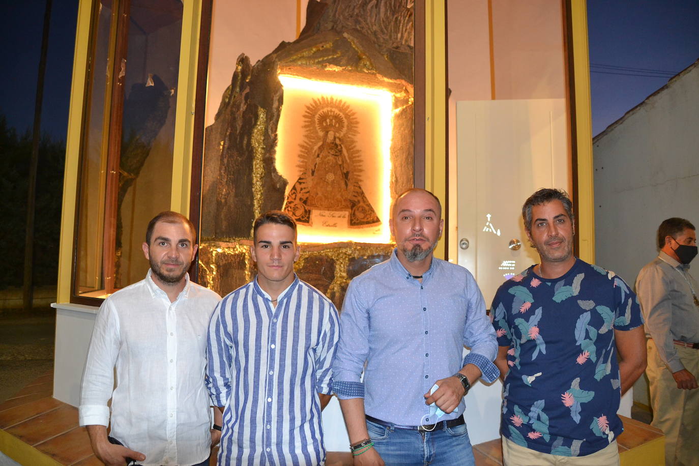 Autores de la restauración del árbol Gordo e imagen de la Virgen 