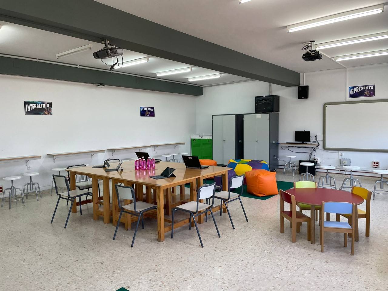 Aula del futuro en el Romero Muñoz 