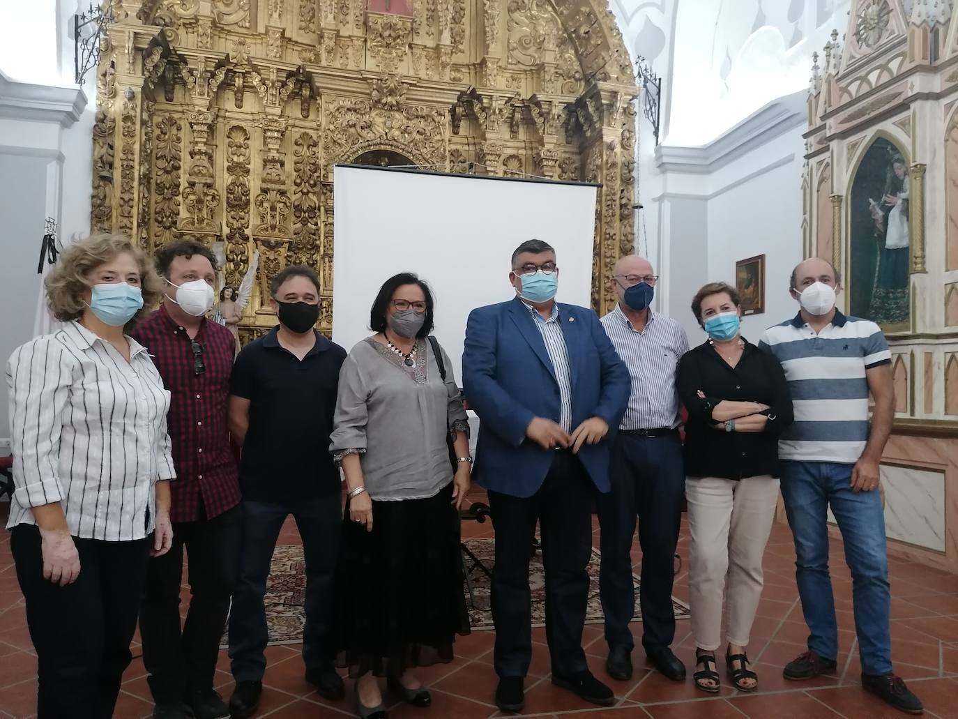 Participantes en el libro, presidente de la Asociación Histórico Cultural Maimona, alcalde de Los Santos de Maimona y concejal de cultura y festejos. 