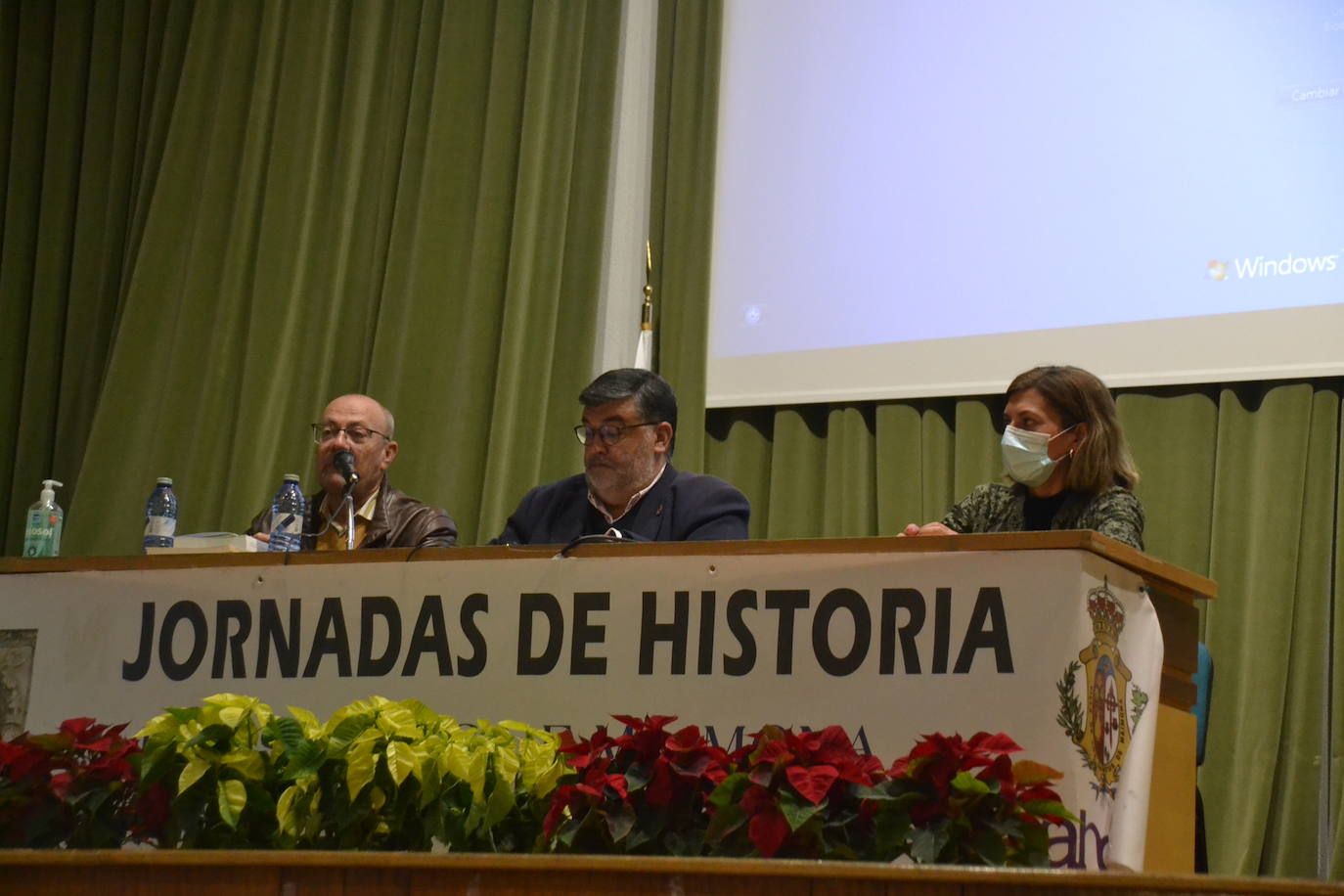 A la inauguración asistió el alcalde 