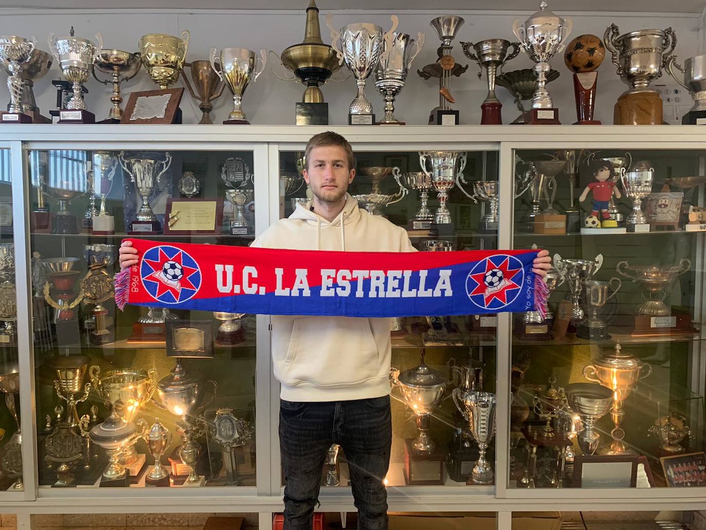 Vili el día de su presentación 