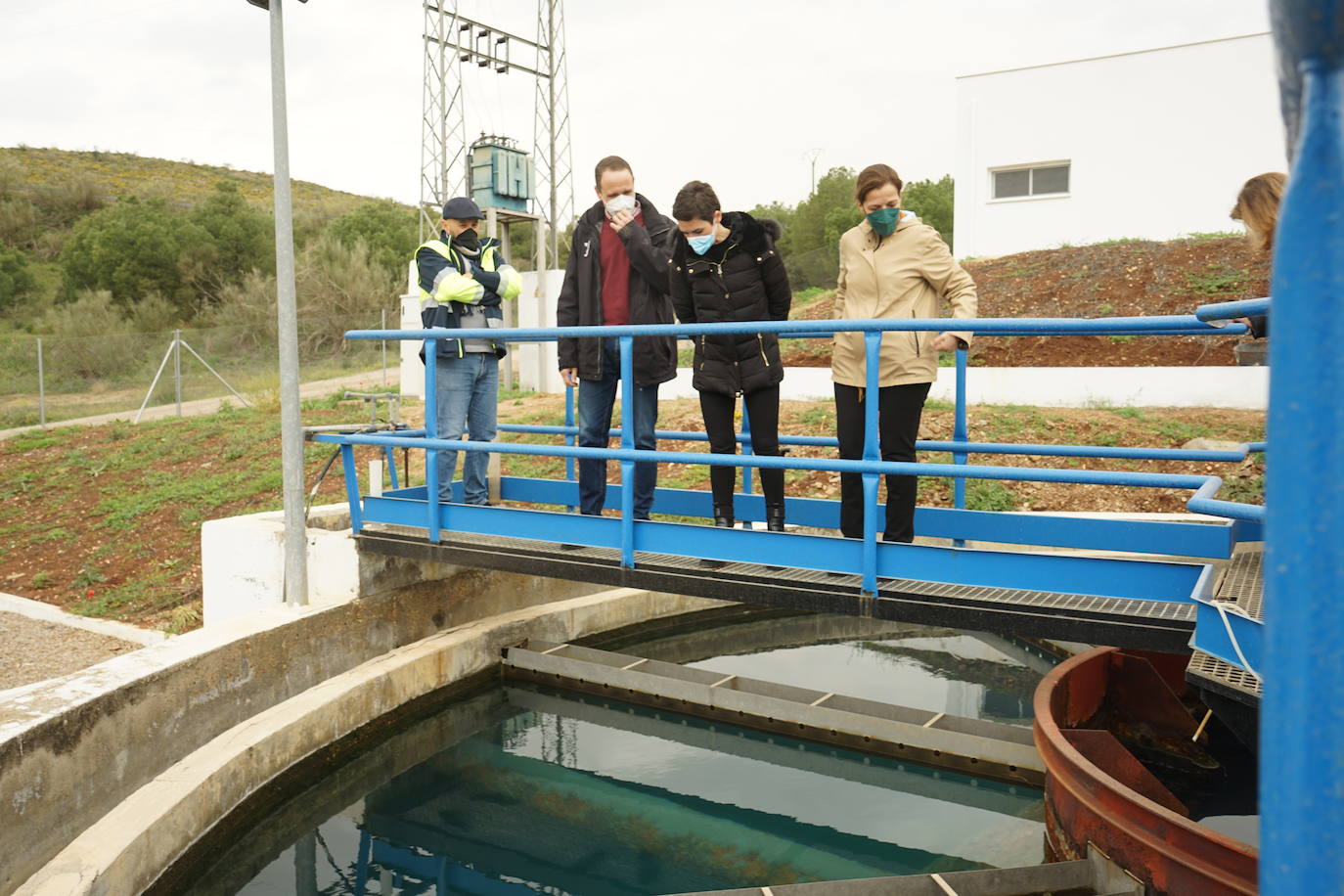 Visita a las instalaciones de potabilización de Hornachos y el embalse 