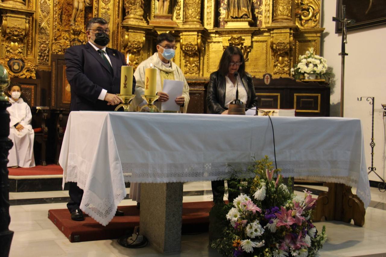 Información desde el altar 