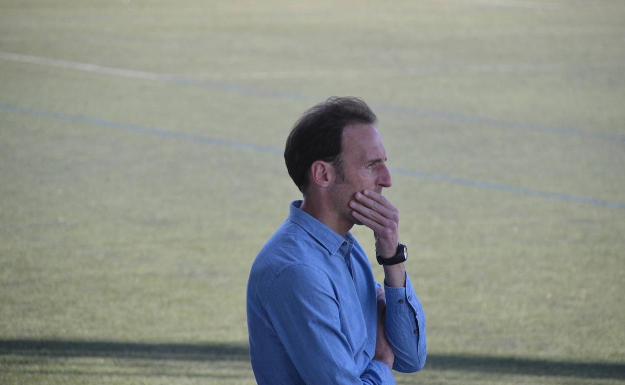 Sabino en el banquillo de la Estrella 