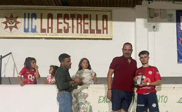 La Estrelkla se tuvo que conformar con el trofeo Consolación 