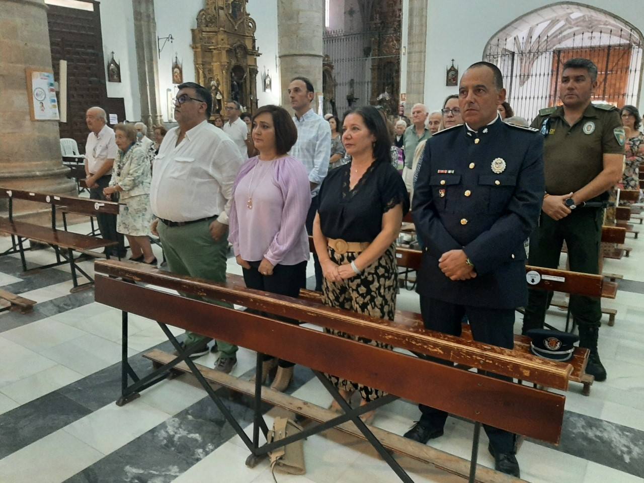 Presidencia civil de la misa 