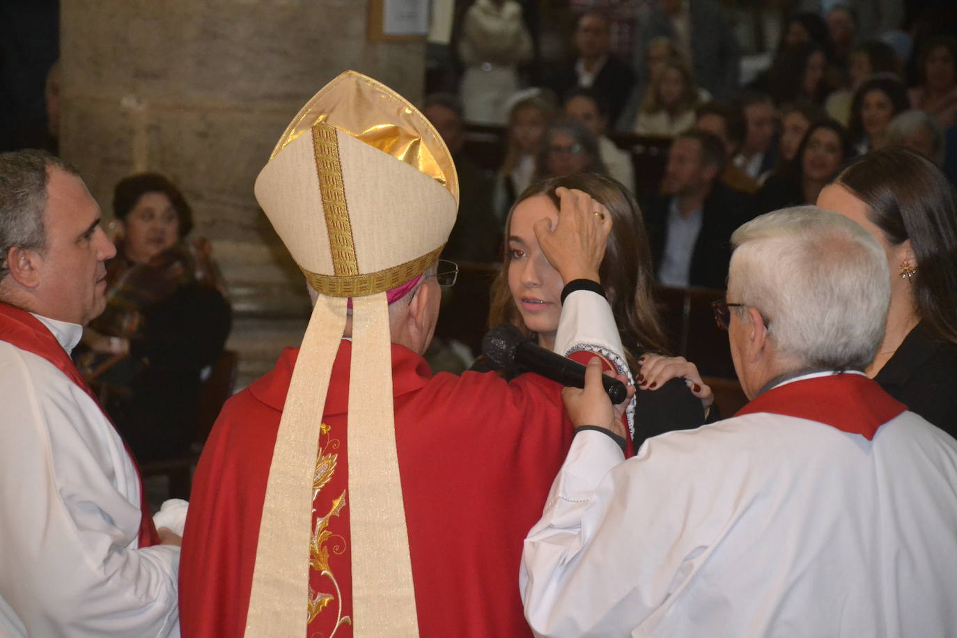 Momento de la confirmación 